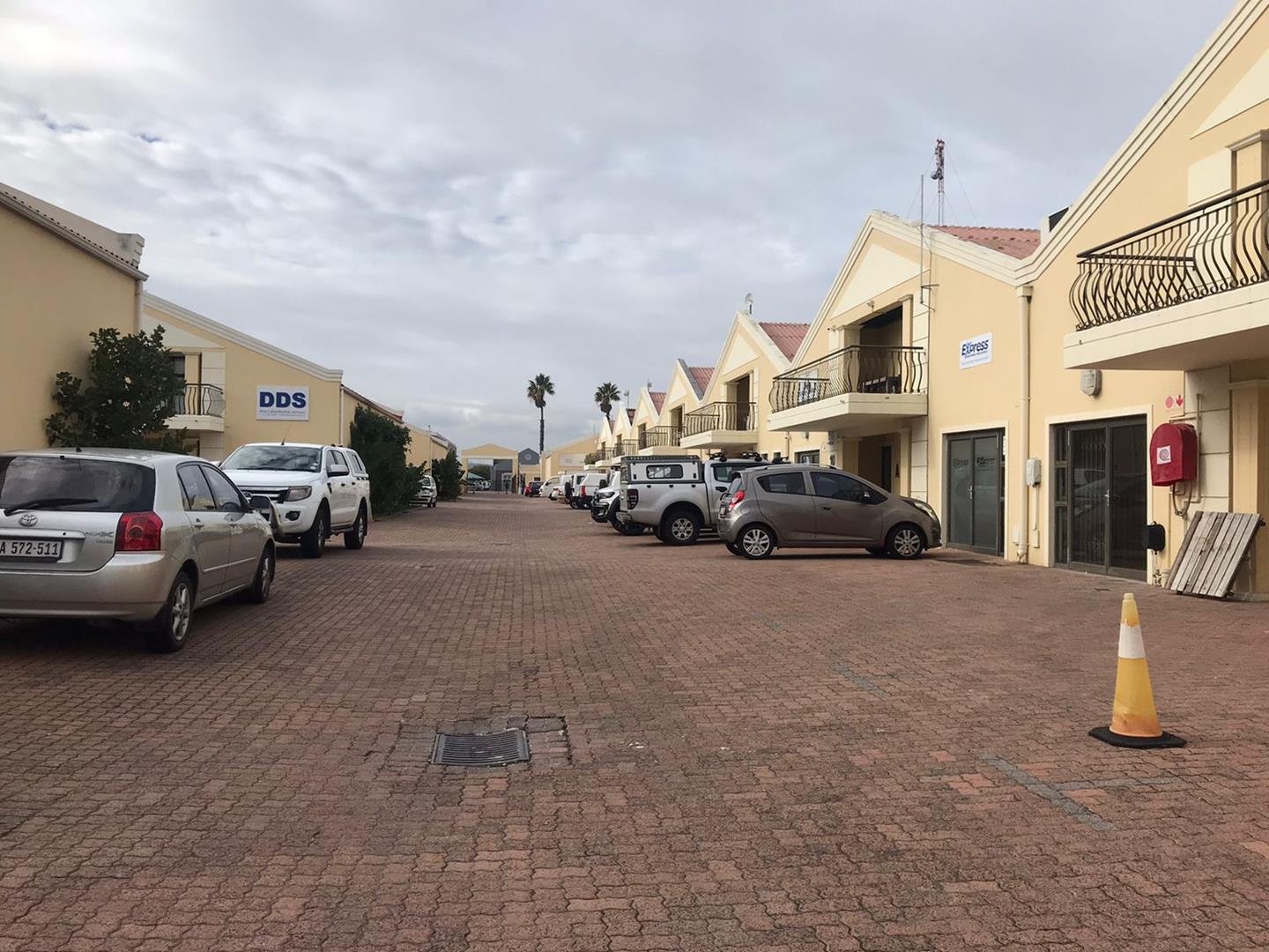 To Let commercial Property for Rent in Phoenix Western Cape